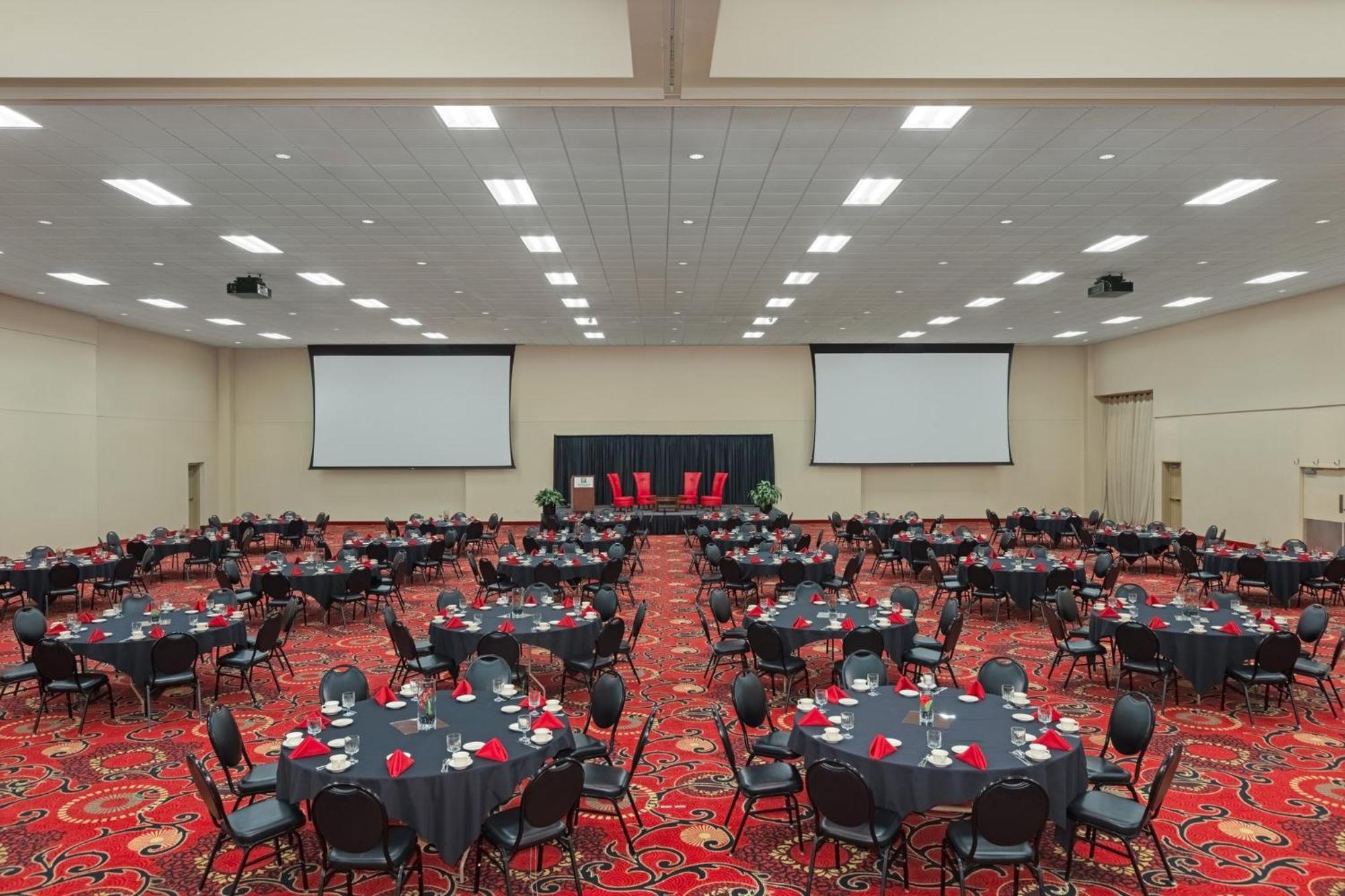 Holiday Inn Des Moines-Airport Conf Center By Ihg Экстерьер фото