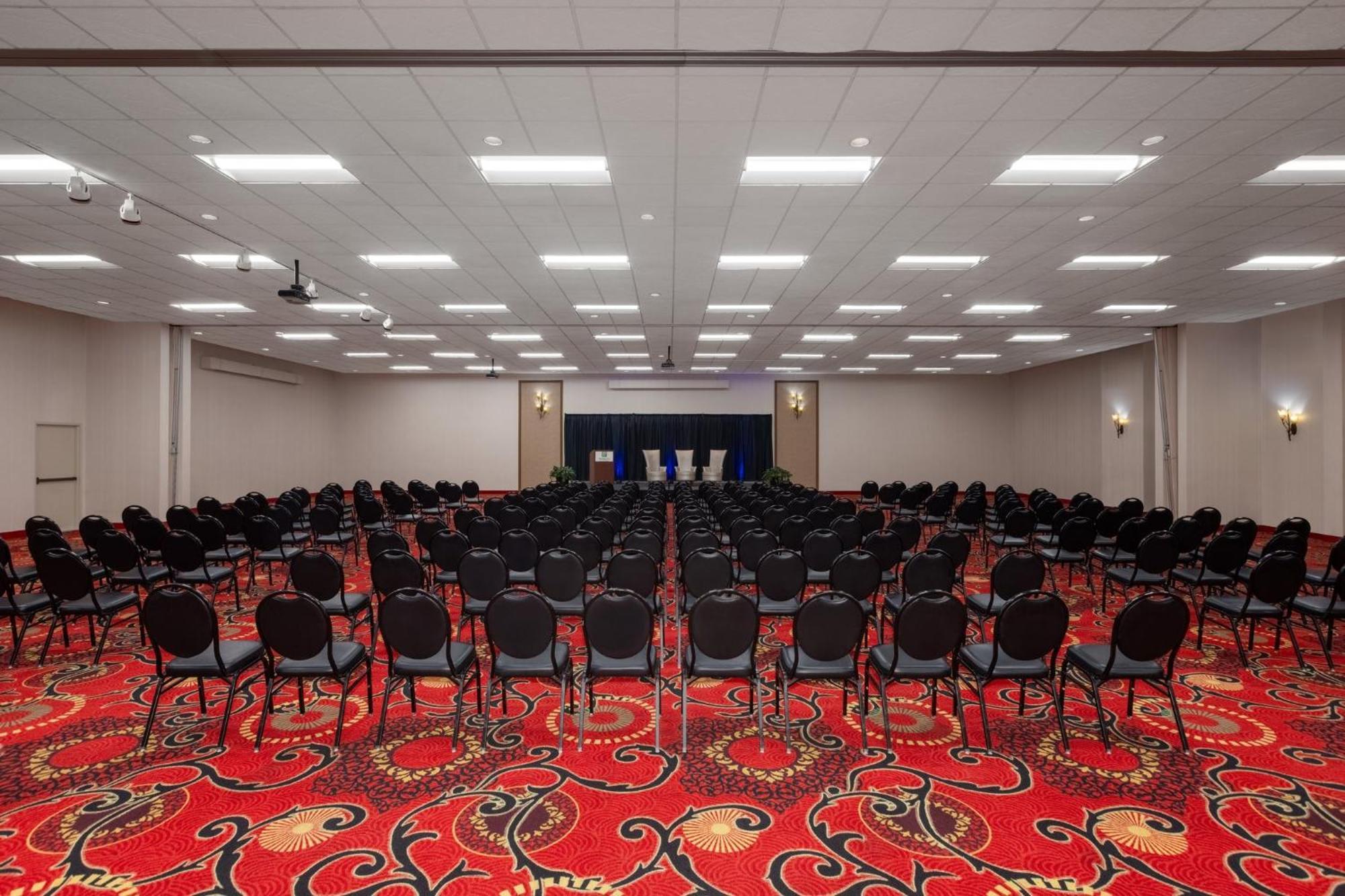 Holiday Inn Des Moines-Airport Conf Center By Ihg Экстерьер фото